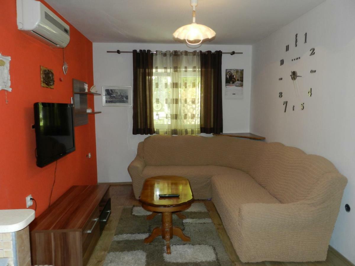 Apartmani Maruncic Omis Exterior photo
